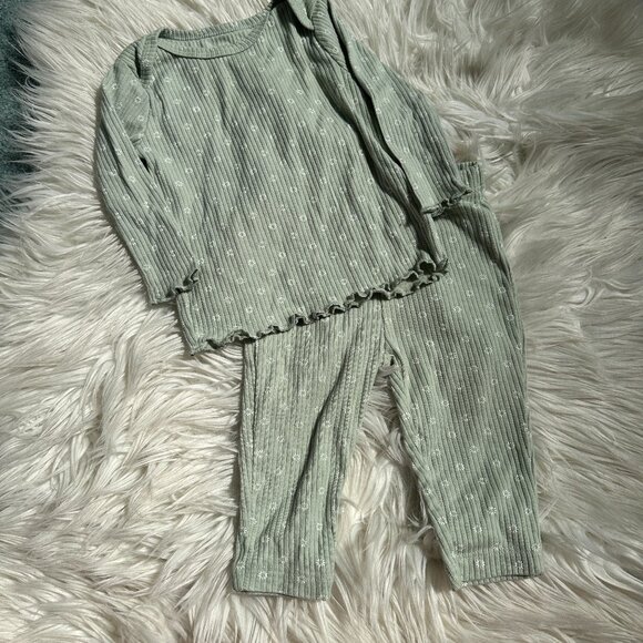Carter's Other - Carter's green ribbed floral set size 6 months // 3798